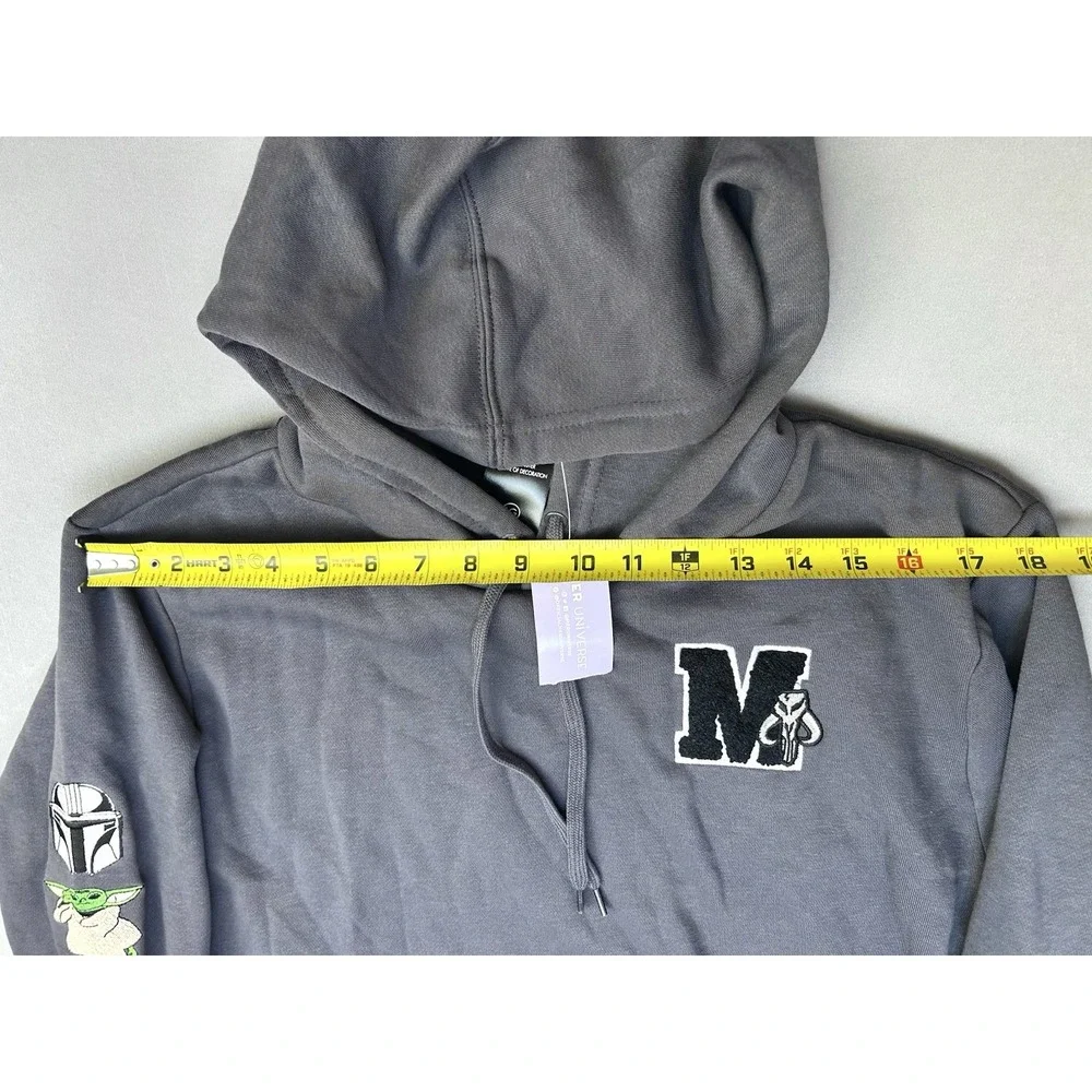 Star Wars Mandalorian Women's L Her Universe Hoodie NEW With Tags - Picture 9 of 14